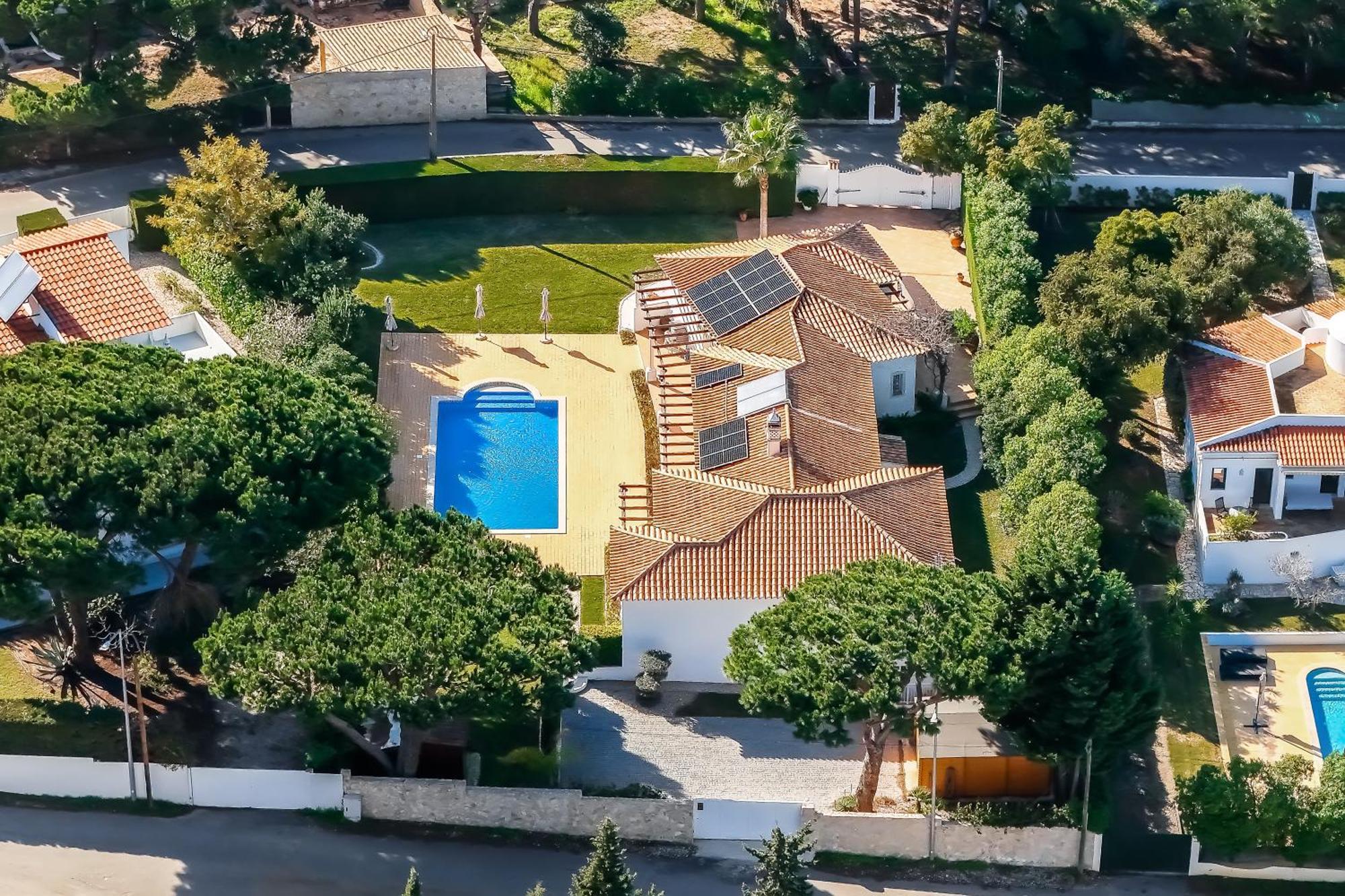 Exclusive Villa Toulouse With Pool In Falesia Algarve Αλμπουφέιρα Εξωτερικό φωτογραφία