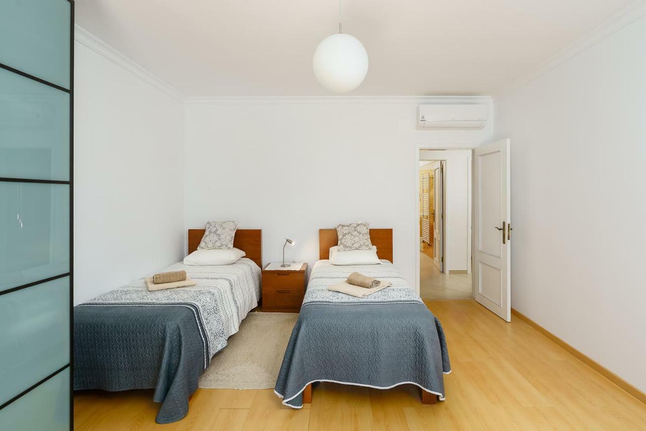 Exclusive Villa Toulouse With Pool In Falesia Algarve Αλμπουφέιρα Εξωτερικό φωτογραφία